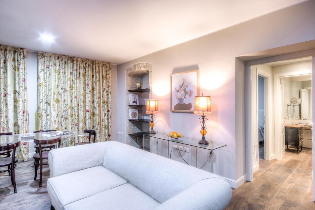 Right House Di Via Sulis - Best Neighborhood In The Town Каляри Екстериор снимка